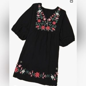 Mexican Inspired Embroidered Peasant Women's Dressy V-neck Tops OSFM